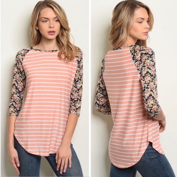 Tops - ❤️SOLD OUT❤️